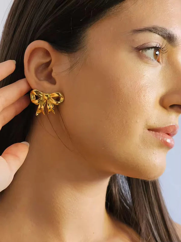 Juliette Gold Bow Earrings