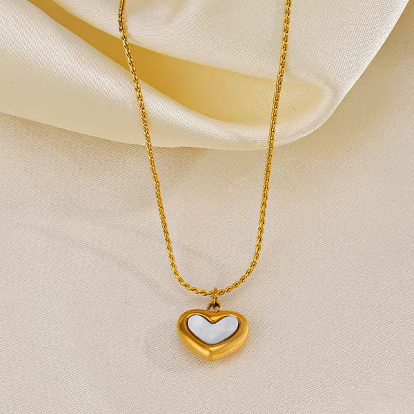 Aurelia Heart Charm Set